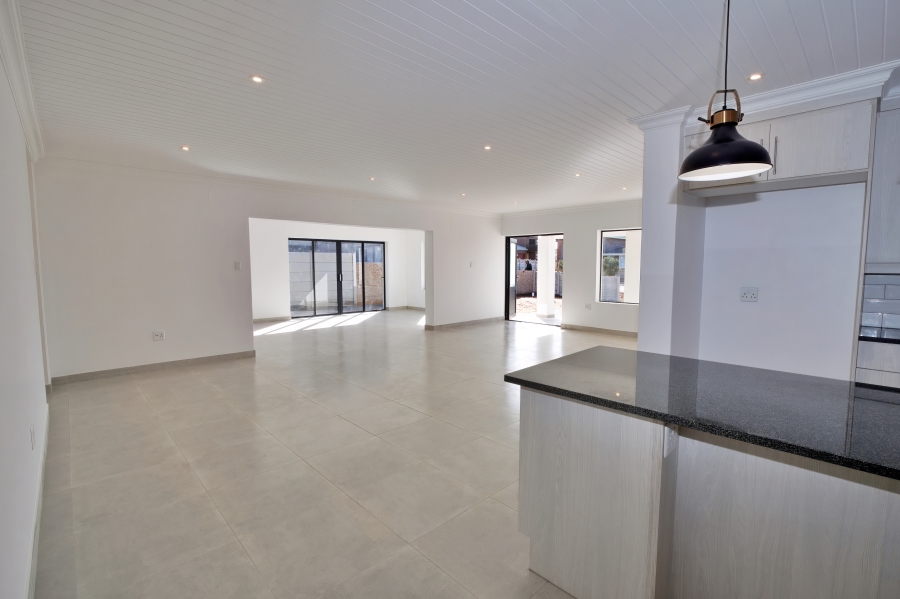 3 Bedroom Property for Sale in Stilbaai Wes Western Cape
